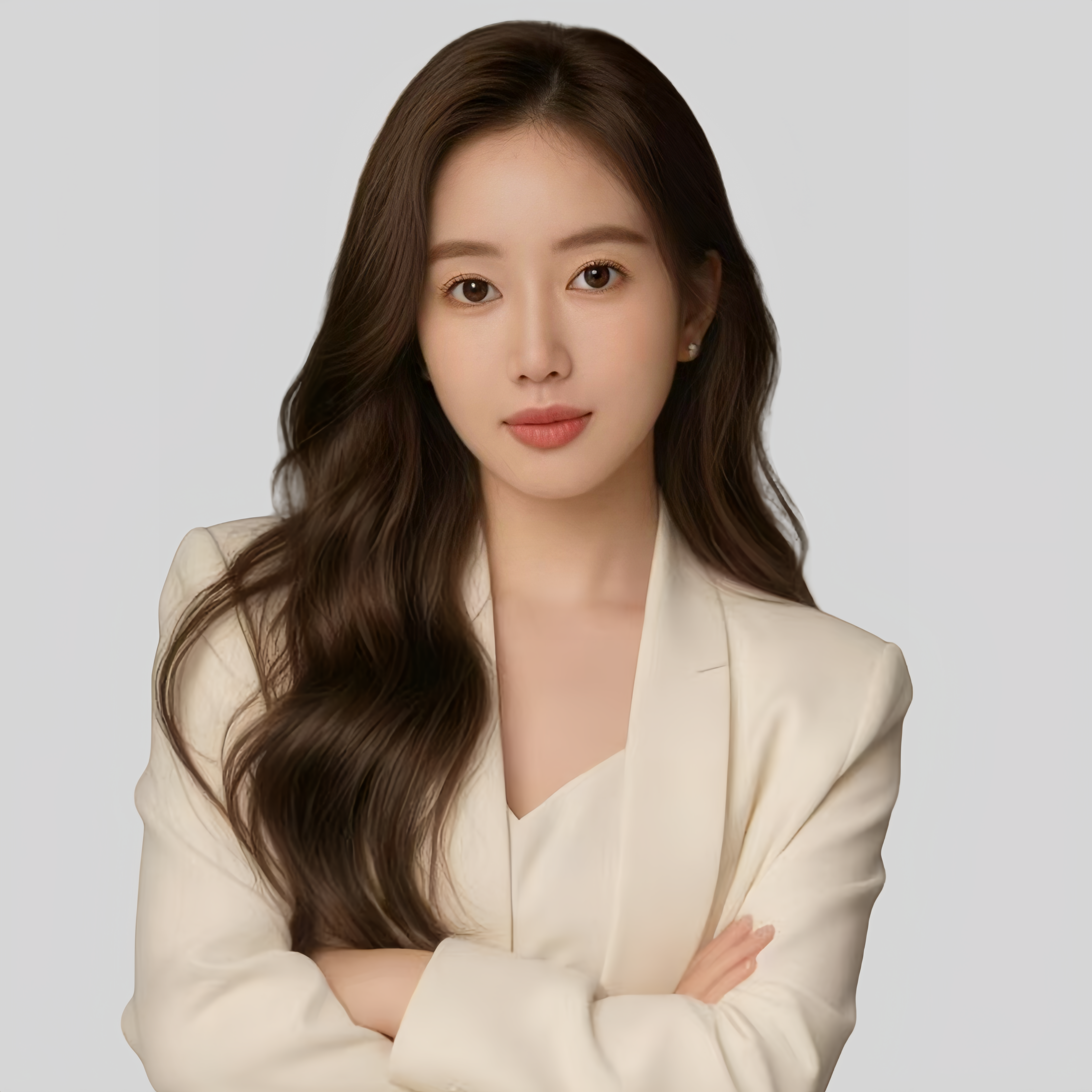 Business Manager-Lucy